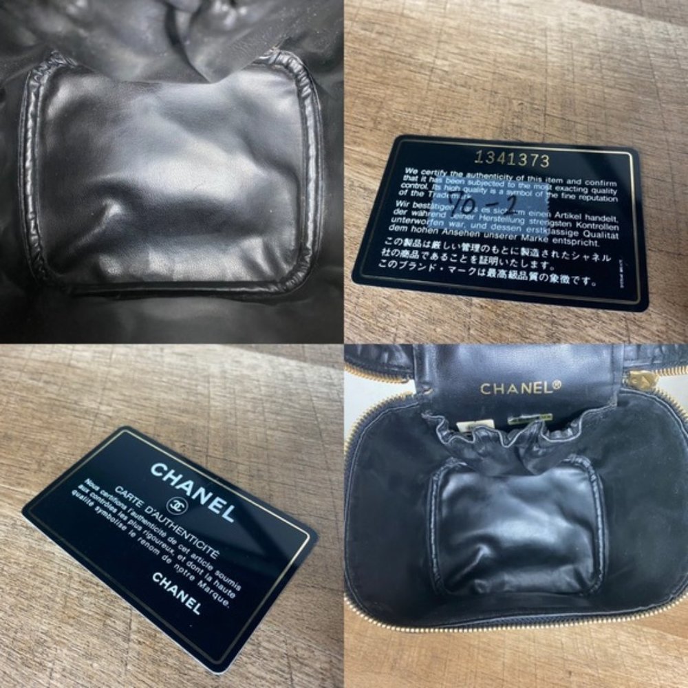 SOLD Chanel Timeless Vintage Vanity Case - Picture 15 of 16